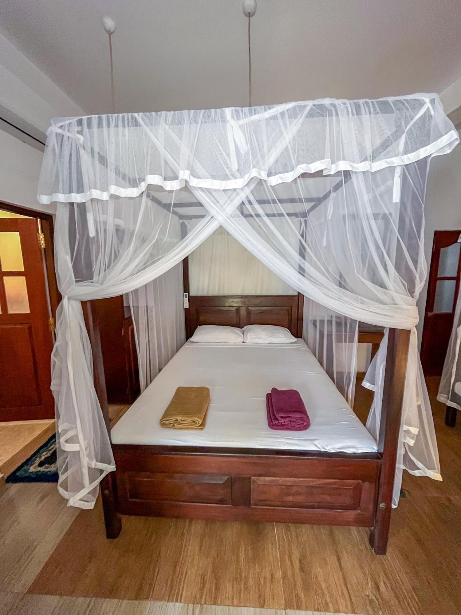 Abraham Beach House Тангалле Екстер'єр фото